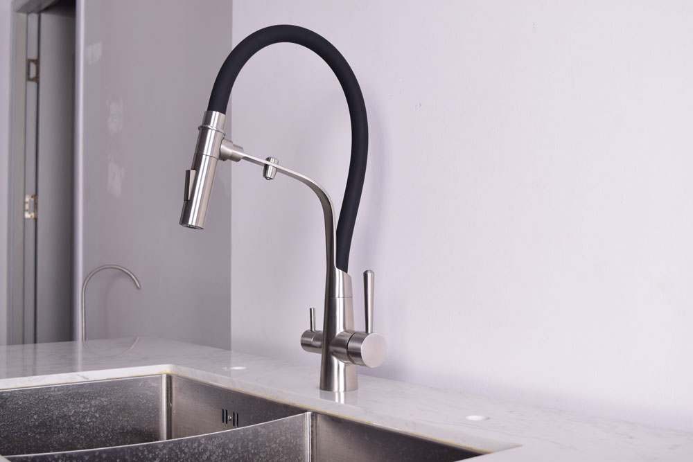 3 in 1 stainless steel kitchen faucet Semi Pro for water filters with magnetic shower holder,